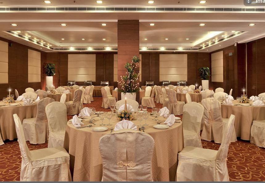 Hotel Haut Monde Гургаон Экстерьер фото